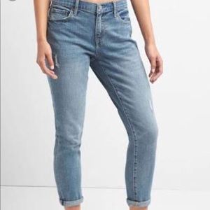 Gap Mid-Rise Best Girlfriend Jean
